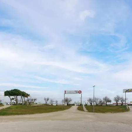 Lido Di Spina Vista Mare Pineta Apartment *