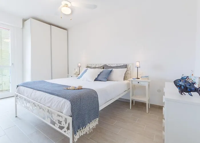 Vista Mare Pineta - A Casa Di Alessandra דירה